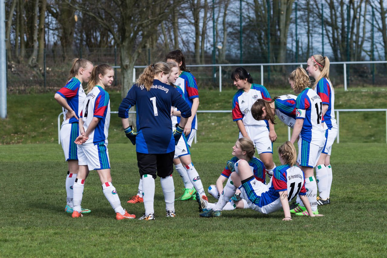 Bild 249 - wBJ SV Henstedt Ulzburg - TSV Schnberg : Ergebnis: 5:2